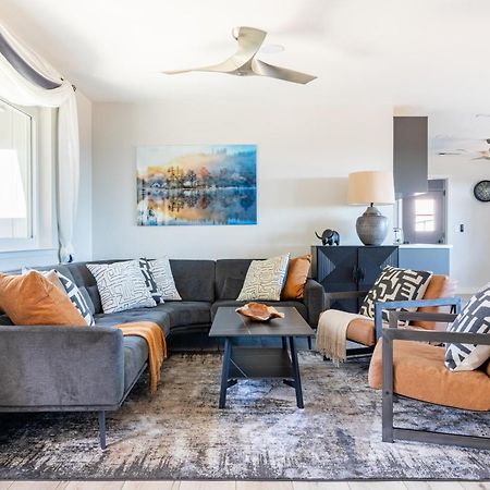 Rolling Oaks Ranch - 200 Acres Of Lakeside Beauty & Countryside Serenity 마리포사 외부 사진